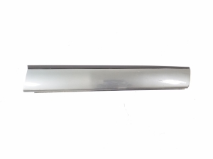 Moulure de porte avant - HK8M21064AB