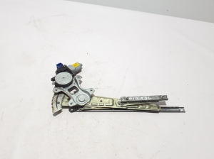 Fensterheber an der hinteren Seitentür - 82720EG000