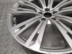 AUDI A8 D5 (2017–2026) Velg 4N0601025Q - 3