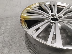 AUDI A8 D5 (2017–2026) Velg 4N0601025Q - 2