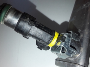 Mitsubishi Outlander (2012–2021) Einspritzventil und seine Teile 1465A412 - 2