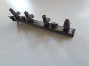 Hyundai i20 (2008–2014) Kõrgsurve kütusetorustik ja selle osad 3531004000 - 4