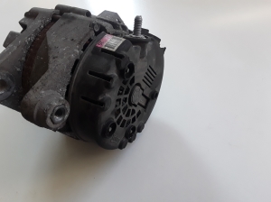 Hyundai i20 (2008–2014) Lichtmaschine 3730003360 - 4