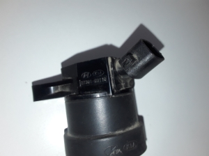 Hyundai i20 (2008–2014) Ignition coil 2730103110 - 3