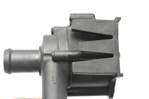 AUDI A4 B8 (2007–2016) Auxiliary water pump 8K0819147 - 3
