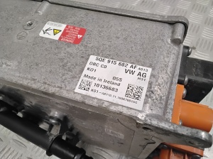 Volkswagen Passat B8 (2014–2023) Inverter 5QE915682AF - 3