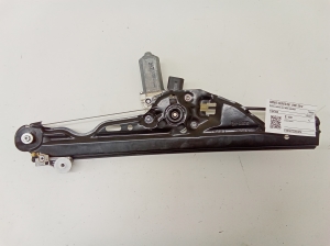 Rear side door window regulator - 7184744S
