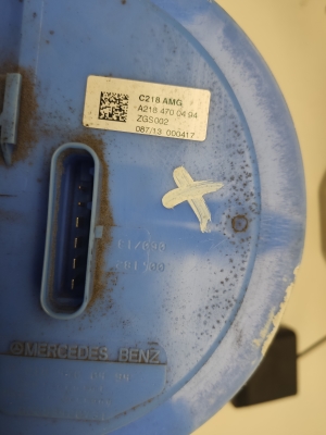Mercedes Benz CLS-Class 218 (2011–2018) Kütusepump paagis A2184700494 - 3