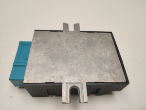 Mercedes Benz CLS-Class 218 (2011–2018) Fuel pump control module A0009003500 - 2