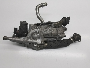 EGR valve cooler - 9X2Q9U438CA