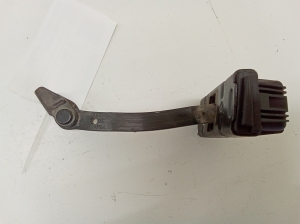 BMW 5 SERIES E61 (2004–2010) Rear side door opening limiter 7176805 - 2