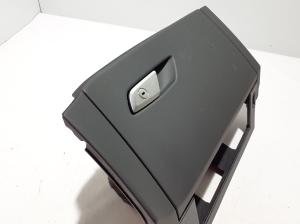 AUDI A6 C8 (2018–2025) Handschuhfach 4K1880302B - 4