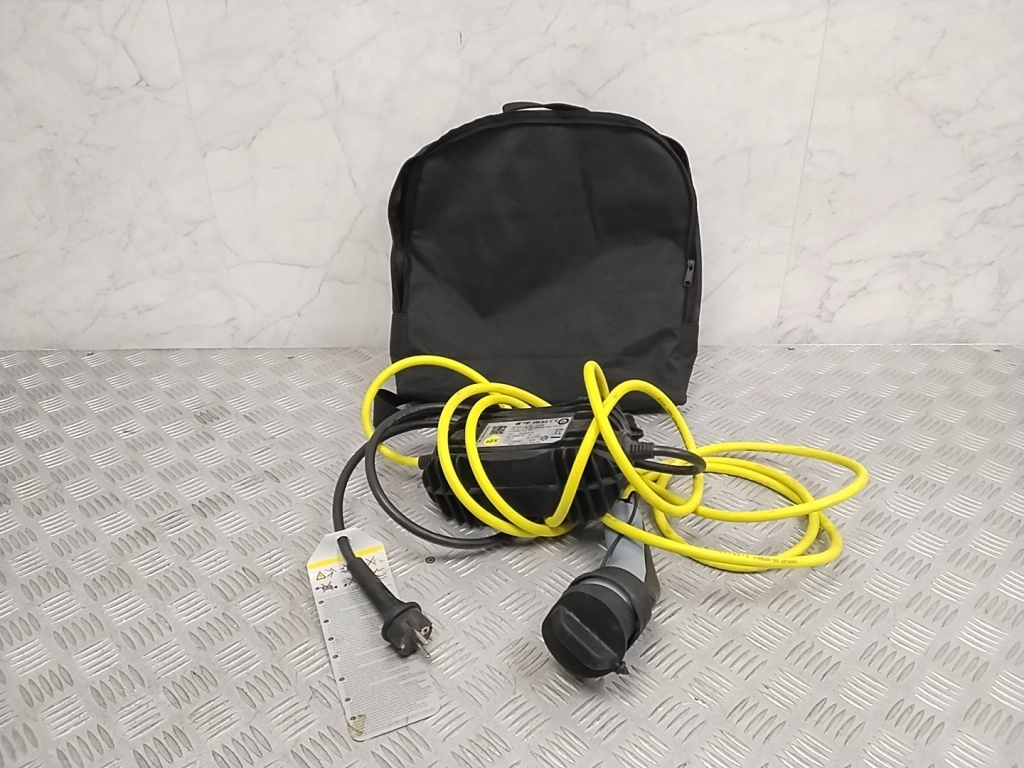 Volkswagen Golf VII (2012–2026) Ladekabel 12E971675CG Volkswagen Golf VII (2012–2026) Ladekabel 12E971675CG