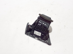 AUDI A6 C8 (2018–2025) Armaturenbrett Lüftungsgitter 4K1820901 - 5