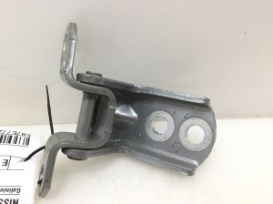 NISSAN Qashqai (2006–2013) Rear side door lower hinge - 3