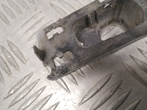 BMW X5 E70 (2006–2013) Halter für Einparkhilfe vorn 7165461 - 2