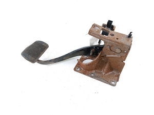 Dodge Journey (2007–2026) Piduripedaal 4581588AA - 2