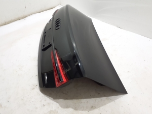 AUDI A6 C8 (2018–2025) Tagaluuk 4K5827025 - 4