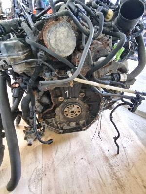 RENAULT Trafic III (2014–2022) Motor R9MA408 - 4