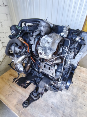 RENAULT Trafic III (2014–2022) Motor R9MA408 - 9