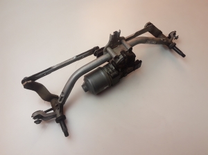 Peugeot 208 (2012–2019) Windshield wiper mechanism and its parts 9673222580 - 2