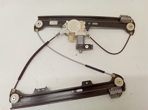 BMW 5 SERIES E60 (2003–2010) Esiukse aknatõstuk 7184384E - 2