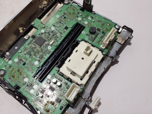 Infiniti FX (2008–2013) Heater control panel 258101CA0B - 3
