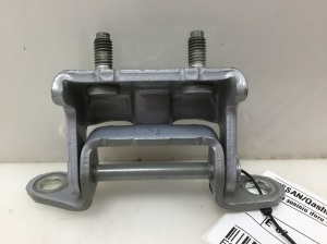 NISSAN Qashqai (2006–2013) Rear side door upper hinge - 2