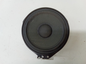 Rear side door speaker - 9175188