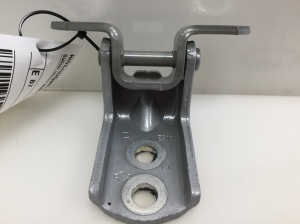 NISSAN Qashqai (2006–2013) Rear side door lower hinge - 3