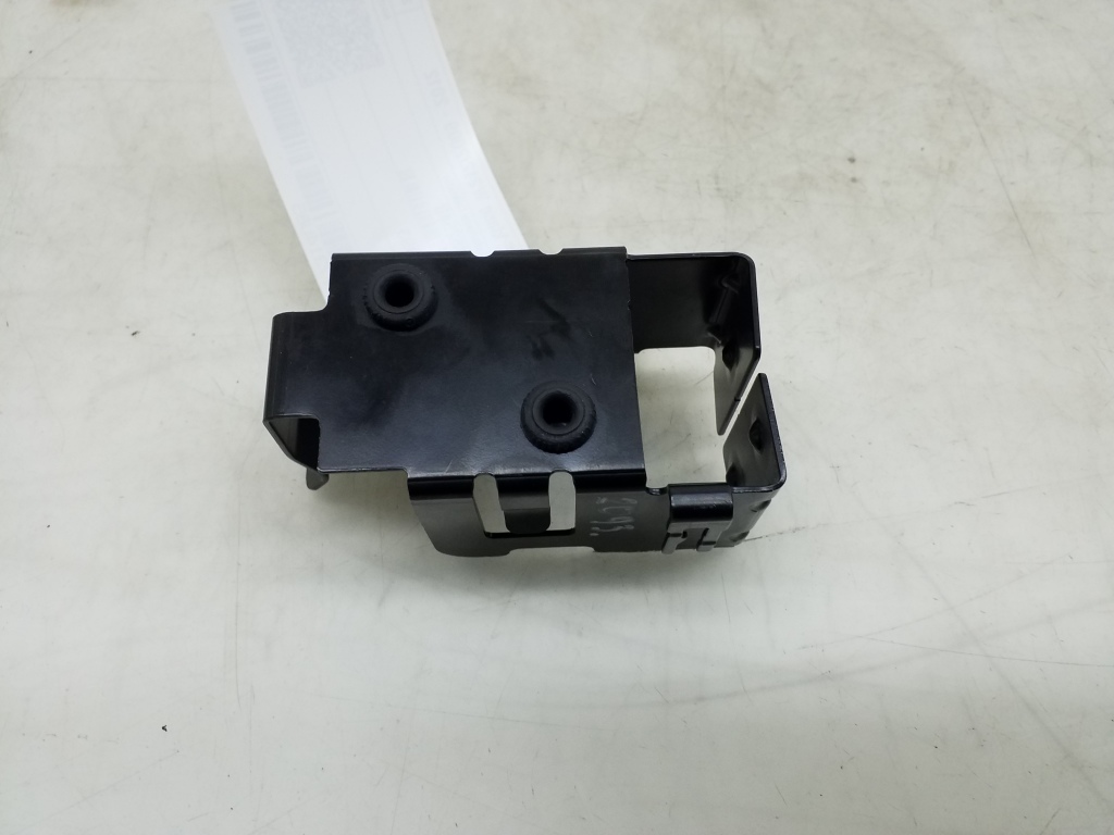 MERCEDES-BENZ E-Class W212/S212/C207/A207 (2009-2016) Battery holder A2125452540 20983300