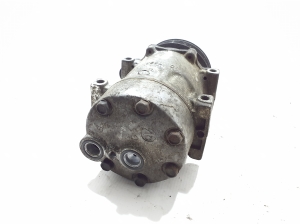 RENAULT Laguna I (1993–2001) Klimakompressor 7700111289 - 2