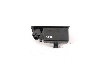 Volkswagen Transporter T5 (2003–2015) Hazard light switch 7H0857925A - 4