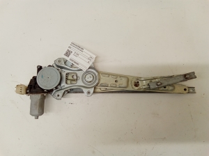 Rear side door window regulator - 82731