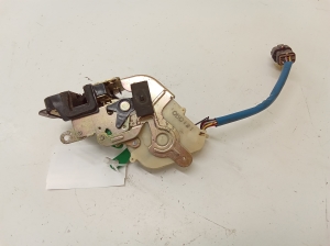 Kia Sorento (2002–2009) Rear side door lock 050121 - 2