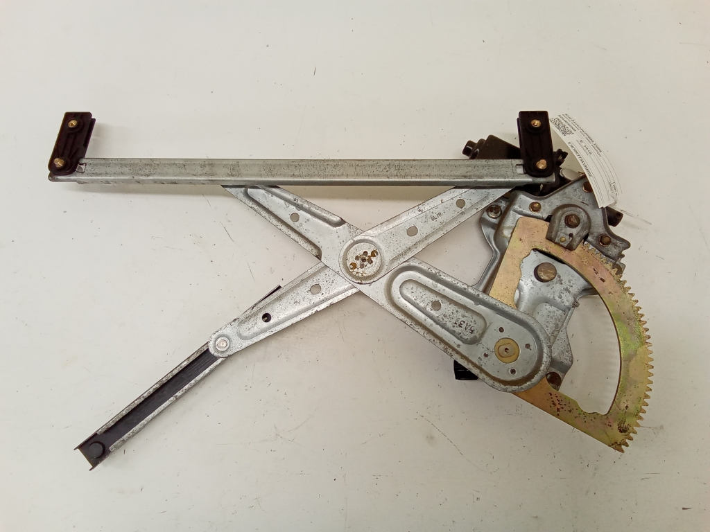 Kia Sorento (2002–2009) Rear side door window regulator 834603E000 Kia Sorento (2002–2009) Rear side door window regulator 834603E000