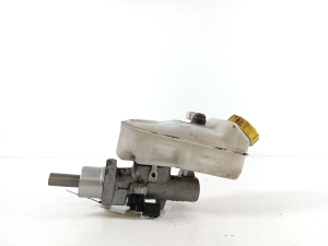 Volkswagen Transporter T5 (2003–2015) Brake master cylinder 7E0611019A - 3