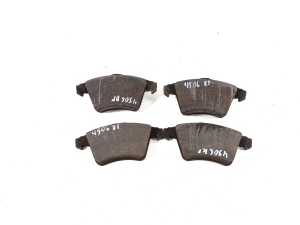   Piduriklotsid ees  - 7H0698151Q 