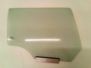 Rear side door glass - 43R001582