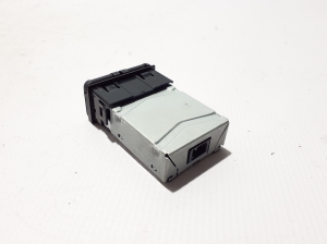 LEXUS NX H20 (2021–2026) USB port 8553278010 - 3