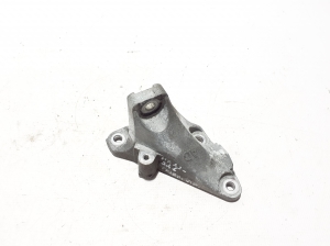 Motorhalter - 1231125130