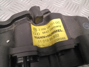 AUDI A4 B8 (2007–2016) Sisselaskekollektor 059129711DC - 4
