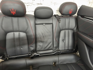 Maserati Levante (2016–2026) Salons un tā detaļas - 13
