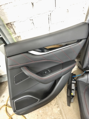 Maserati Levante (2016–2026) Salons un tā detaļas - 5