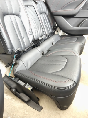 Maserati Levante (2016–2026) Salons un tā detaļas - 9