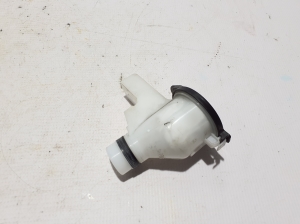 LEXUS NX H20 (2021–2026) Windshield washer reservoir cap 8530178010 - 3