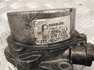 AUDI A4 B8 (2007–2016) Vaakumpump 057145100AF - 2