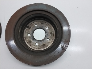 Infiniti M37 Y51 (2011–2026) Tagumine piduriketas - 2