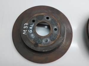 Infiniti M37 Y51 (2011–2026) Tagumine piduriketas - 4