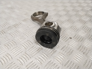 Piston and its parts - 059AG